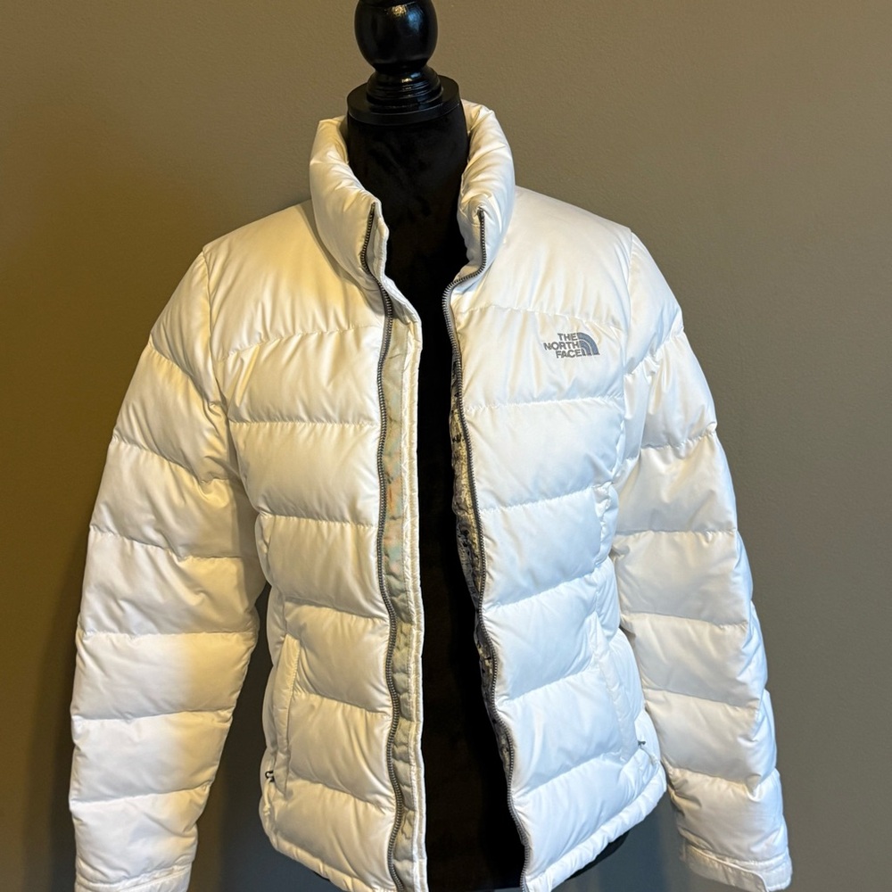 The North Face Women's Classic White Puffer Jacket
